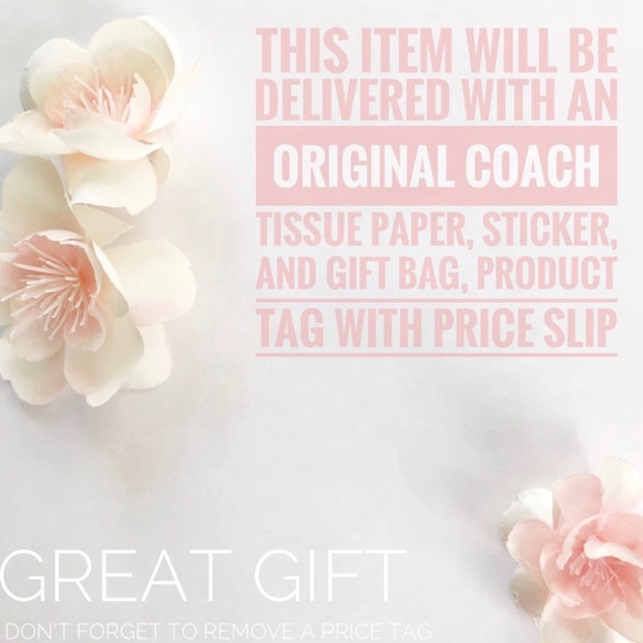 Coach Reversible Tote in Signature Canvas - Picture 8 of 8